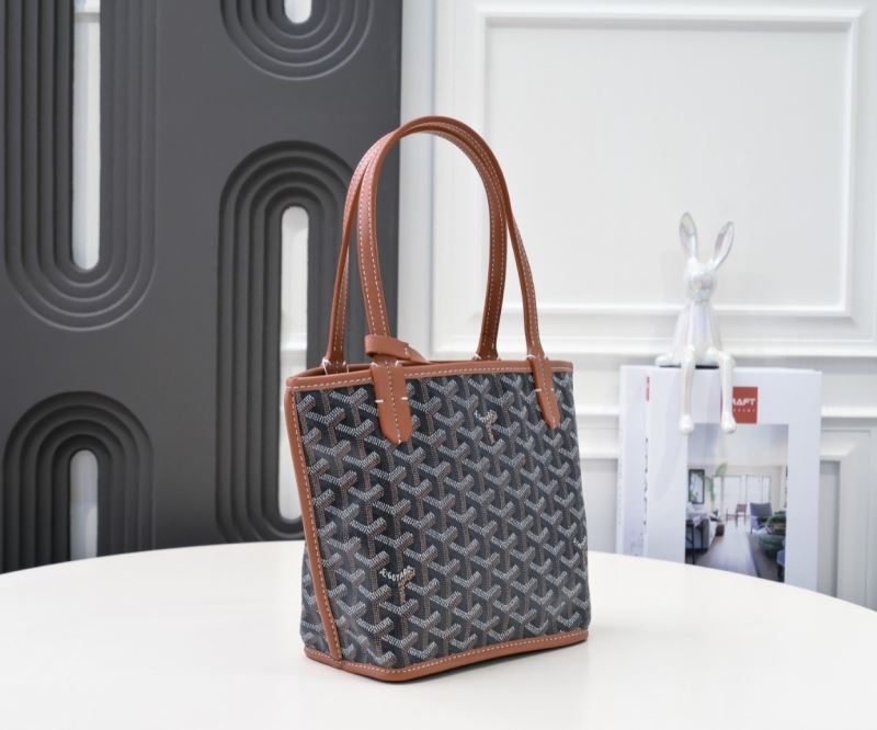 Goyard Shopping Bags